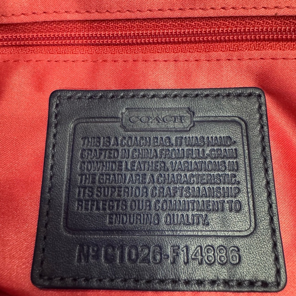 COACH | Vintage | 14886 | Laura Hobo Handbag | rare- discontinued - Picture 3 of 10